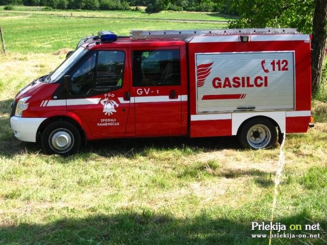 Požar so pogasili gasilci PGD Ljutomer in PGD Radomerje Požar so pogasili gasilci PGD Ljutomer in PGD Radomerje