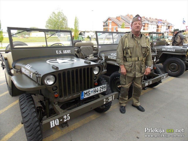 Jeep klub Veteran obiskal Radence Jeep klub Veteran obiskal Radence