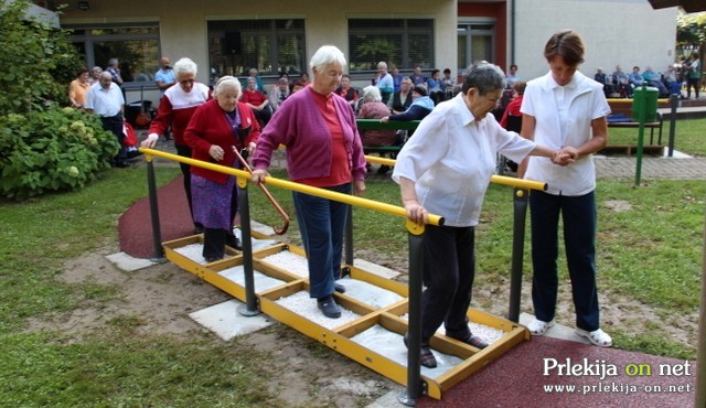 Senior park pred DSO Ljutomer Senior park pred DSO Ljutomer