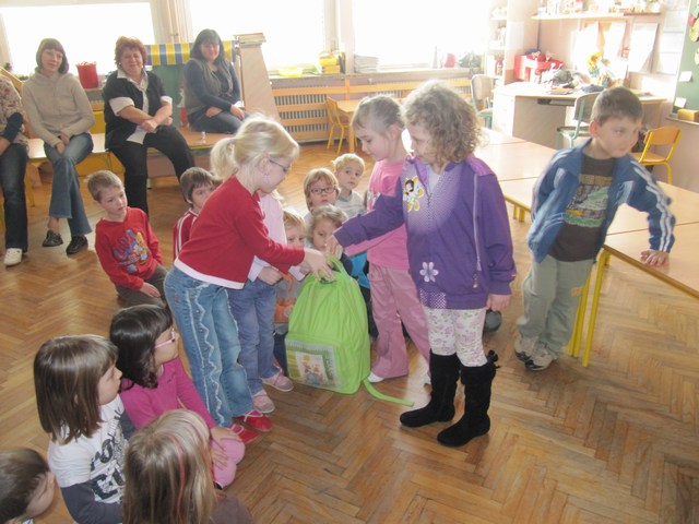 Predaja zelenega nahrbtnika Predaja zelenega nahrbtnika