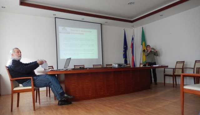Izobraževalni program za ukrep kmetijsko okoljsko podnebnih plačil Izobraževalni program za ukrep kmetijsko okoljsko podnebnih plačil