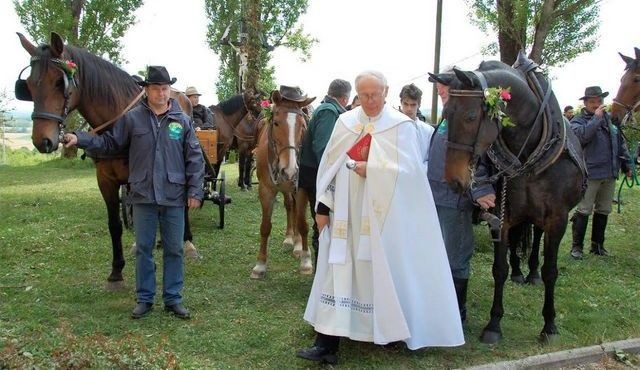 Jurjev blagoslov konj v Mali Nedelji