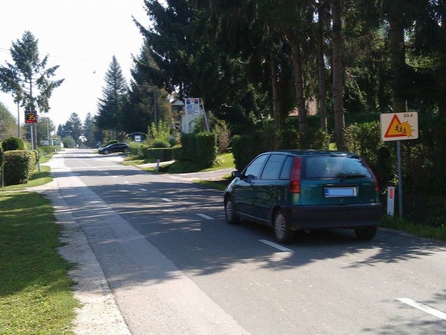 Prikazovalnik hitrosti v vaškem jedru Šafarsko Prikazovalnik hitrosti v vaškem jedru Šafarsko