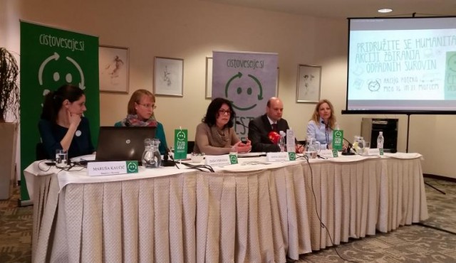 Novinarska konferenca Novinarska konferenca