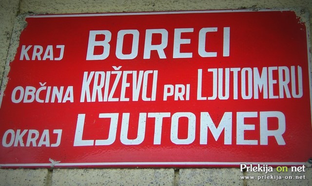 »Spominska rdeča tabla« v Borecih »Spominska rdeča tabla« v Borecih