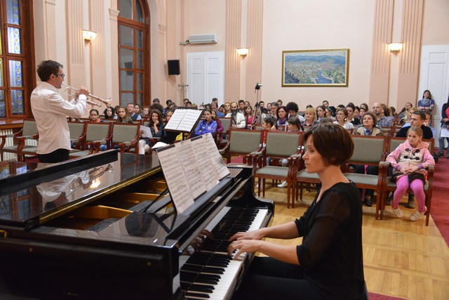Skupni koncert učiteljev GŠ Ljutomer in GŠ Užice Skupni koncert učiteljev GŠ Ljutomer in GŠ Užice