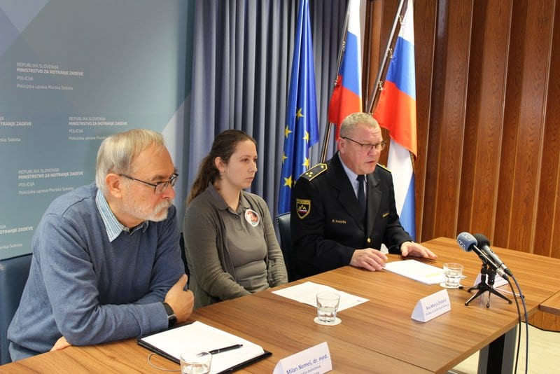 Novinarska konferenca Bodi zvezda, ne meči petard