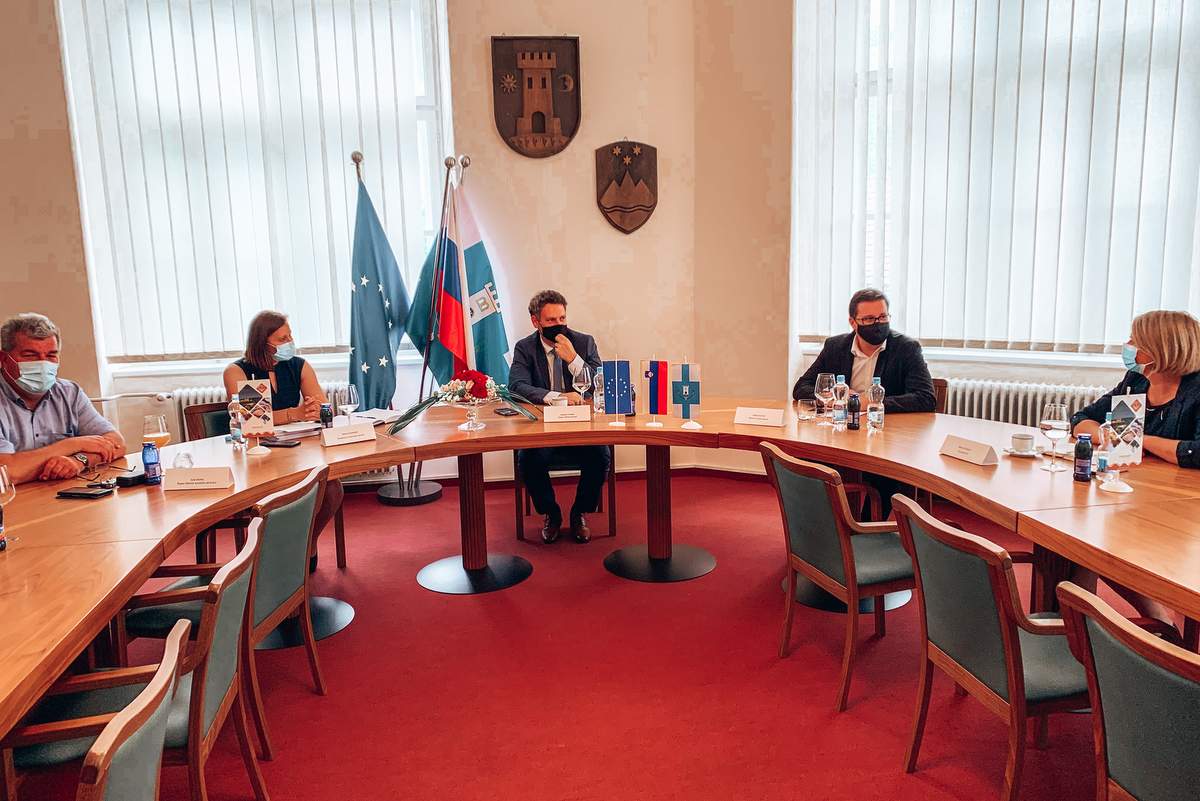 Delovno srečanje ministra z župani občin Ormož in Središče ob Dravi