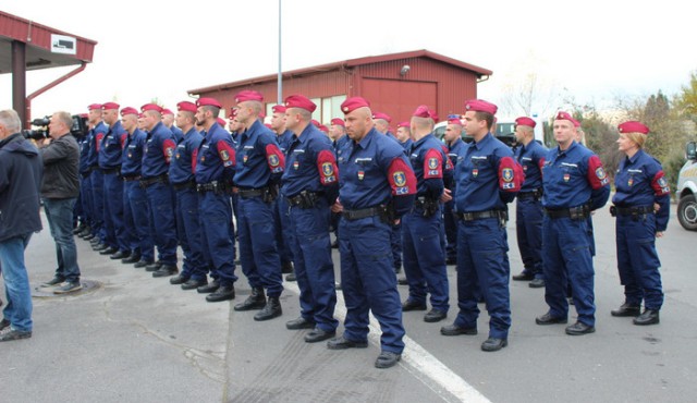 Madžarski policisti v Sloveniji, foto: policija.si