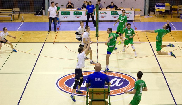 Posnetek z minule tekme za pokal z ekipo OK Triglav Kranj Posnetek z minule tekme za pokal z ekipo OK Triglav Kranj