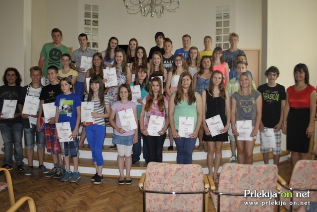 Sprejem učencev pri županji Sprejem učencev pri županji