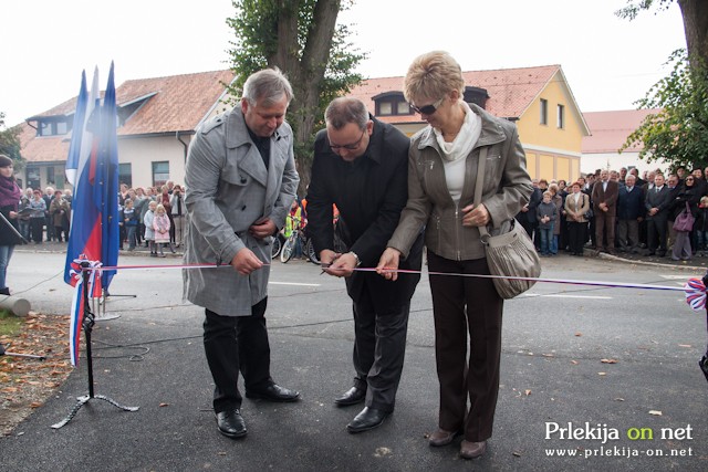 Slavnostni prerez traku