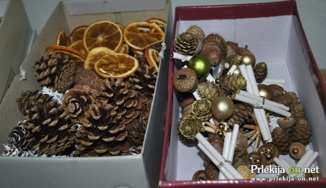 Delavnica izdelovanja adventnih venčkov Delavnica izdelovanja adventnih venčkov