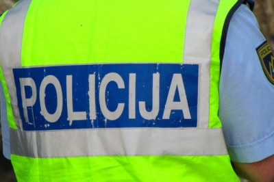 Policija