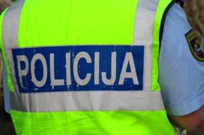 Policija