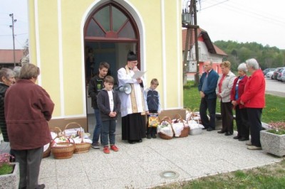 Velikonočni blagoslov v Trnovcih