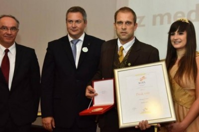 Čebelarstvo Tigeli je prejelo šampionski naziv za akacijev med, foto: Pomurski sejem