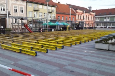 Postavljanje drsališča v Ljutomeru