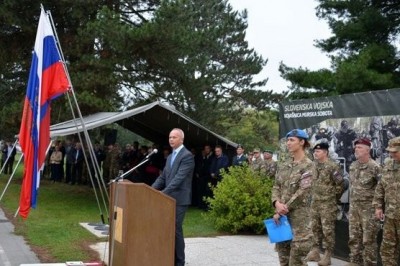 Slavnostni govornik je bil prvi poveljnik vojašnice Miroslav Rauter