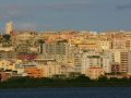 Cagliari, glavno mesto italijanske dežele Sardinije s približno 170.000 prebivalci