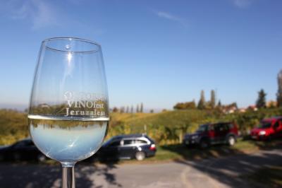 Vabljeni na Oktober Vinofest