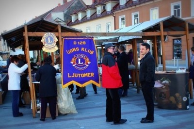 V sklopu božičnega bazarja, bo letos že šestič dišalo po tradicionalno odličnih Miličinih palačinkah