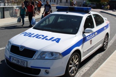 Policija