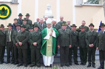 Lovci LD Ljutomer in murskosoboški škof dr. Peter Štumpf