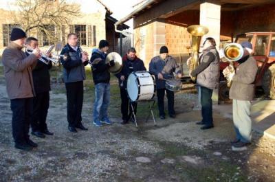 Malonedeljski godbeniki za srečno 2013