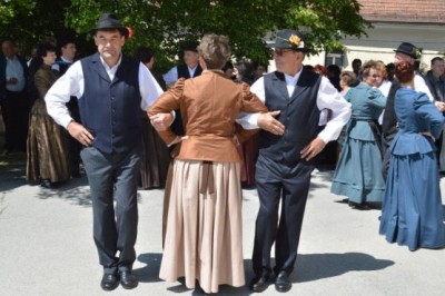 Mineva štirideset let od poimenovanja društva po Antonu Kremplu