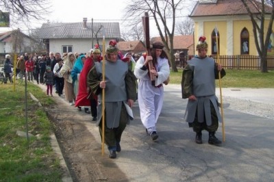 Križev pot na Cvenu