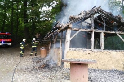 Požar lesene lope na Gibini, foto: PGD Razkrižje