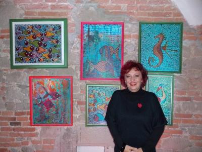 Tatjana Mijatović s slikami rib