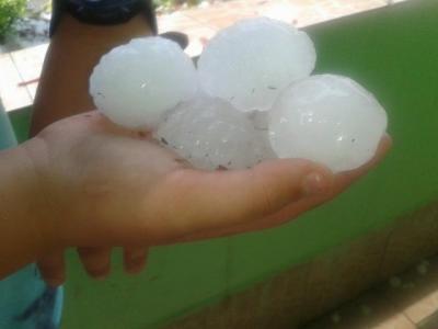 Toča, ki je klestila v kraju Gaj nad Mariborom, foto: Facebook