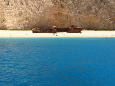 Plaža Navagio z nasedlo ladjo Panagiotis