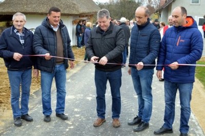 Odprtje nove ceste v Sovjaku