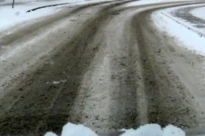 Vzrok prometne nesreče je bila neprilagojena hitrost glede na trenutne vremenske razmere in stanje vozišča