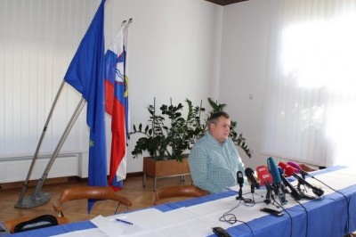 Andrej Kolbl je na novinarski konferenci predstavil dosedanje ugotovitve kriminalistične preiskave