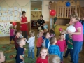 Otroci prejeli balone