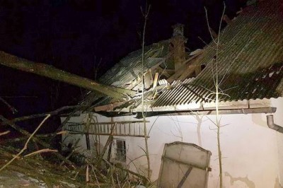 Drevo je padlo na hišo, foto: PGD Gornja Radgona