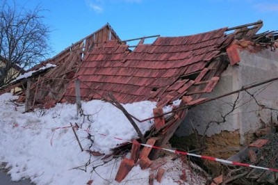 Porušena streha v Ptujski Gori, foto: PGD Ptujska Gora