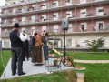 Pogled izza harmonikarja