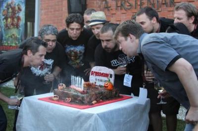 Ekipa festivala je upihnila deset svečk na prav posebni torti
