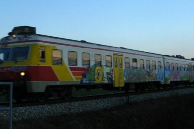Okoli 250 beguncev je z vlakom prispelo v Dobovo