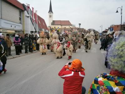 Pustna povorka v Središču ob Dravi