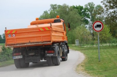 Tovornjaki na prleških cestah