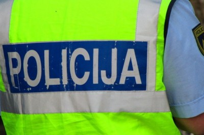 Policija