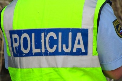 Policija