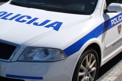 Policija