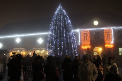 Prižig lučk in odprtje drsališča